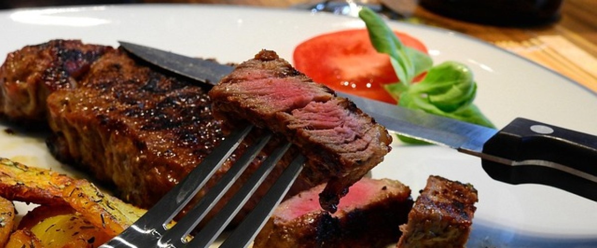 Les Recettes de Francis : Pavé de Rumsteack - Sauce Moutarde (4 personnes)