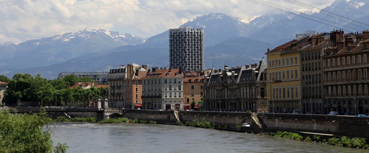 MUNICIPALES 2026 : un premier tour très ouvert à Grenoble, plusieurs maires reconduits dans l’agglomération