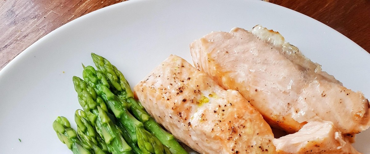 LES RECETTES DE FRANCIS :  Feuilleté aux pointes d'Asperges et Écrevisses (4 personnes)