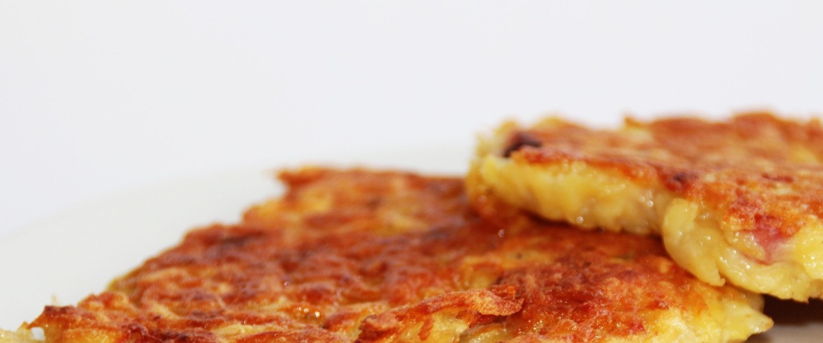 LES RECETTES DE FRANCIS : Galette de Pommes de Terre – Maquereaux Fumés Crème Aigrelette aux Herbes (4 personnes)