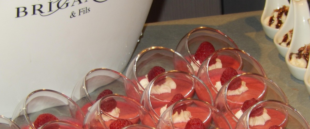 LES RECETTES DE FRANCIS : Mousse de Framboises (ou Fraises) (4 personnes)