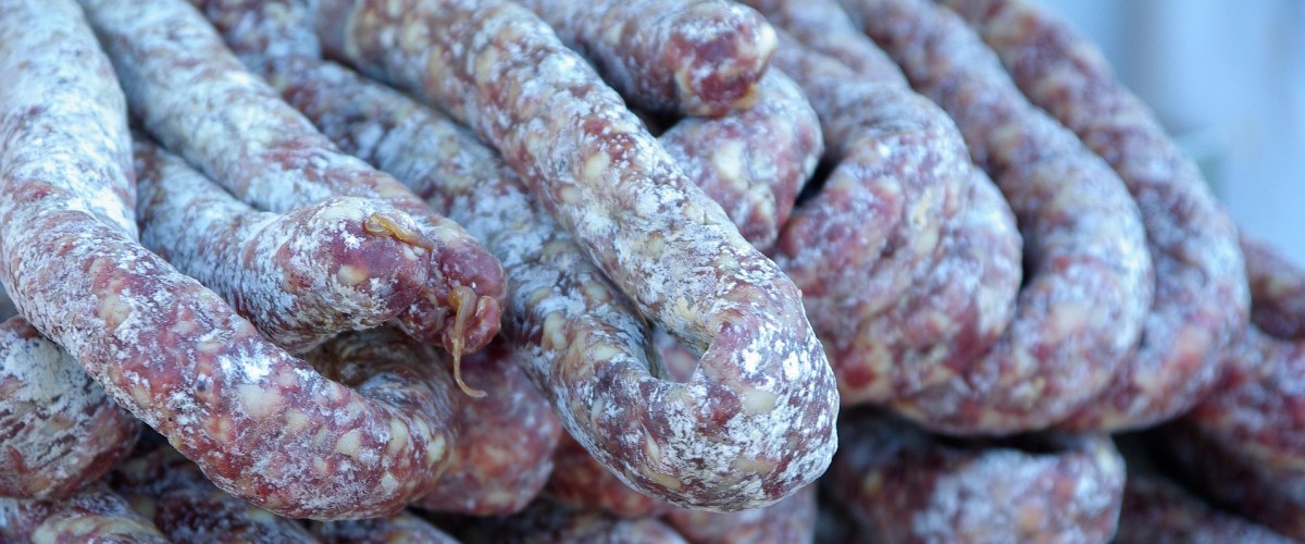 LES RECETTES DE FRANCIS : Saucisson Chaud Lyonnais (4 personnes)