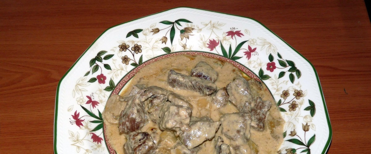 LES RECETTES DE FRANCIS : Pavé de Bison – Sauce Bleu de Sassenage (4 personnes)