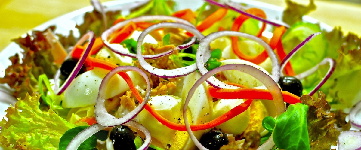 LES RECETTES DE FRANCIS : Salade de Fin D’été (4 personnes)