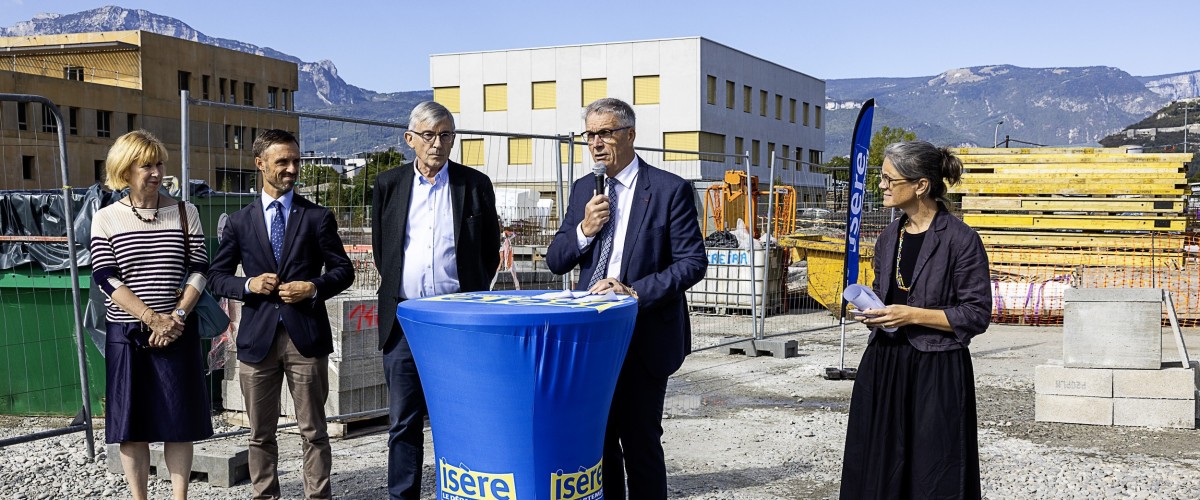 SAINT-MARTIN-D’HÈRES : un nouveau pôle pour conserver près d’un million d’objets des musées de l’Isère