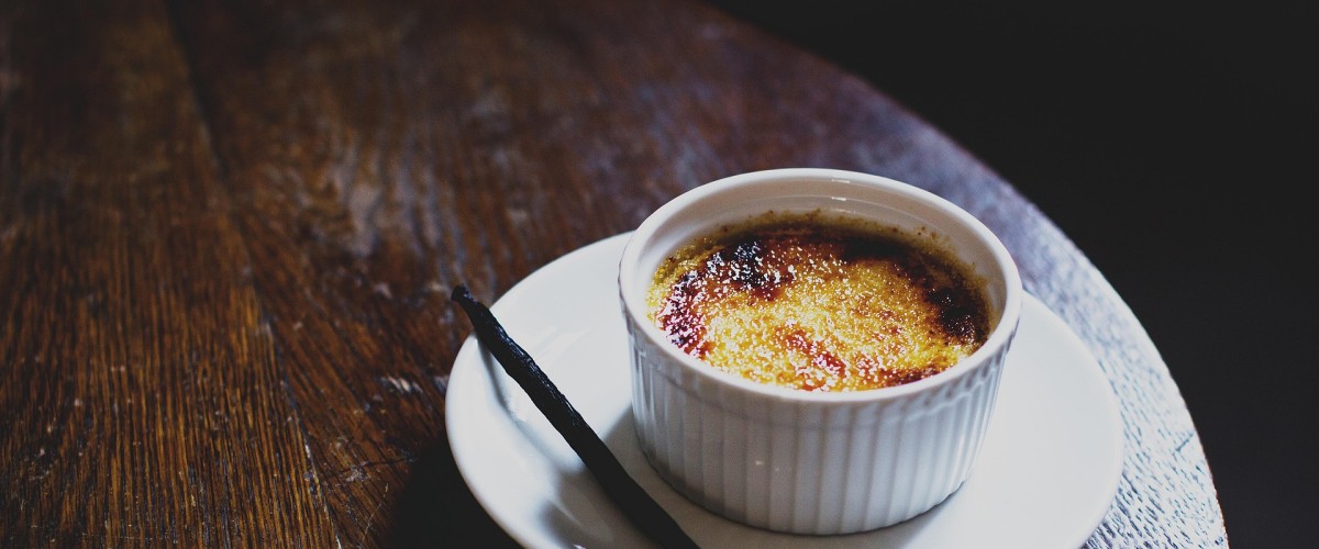 LES RECETTES DE FRANCIS : Crème Brûlée aux Noix de Grenoble (6 personnes)