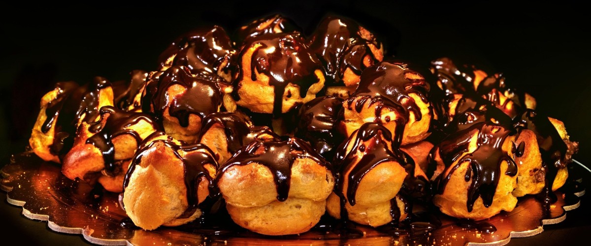 LES RECETTES DE FRANCIS : Profiteroles au chocolat (8 personnes)