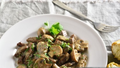 LES RECETTES DE FRANCIS: Chevreau Sauté aux Cèpes (4 personnes)