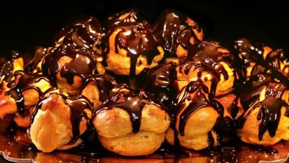 LES RECETTES DE FRANCIS : Profiteroles au chocolat (8 personnes)